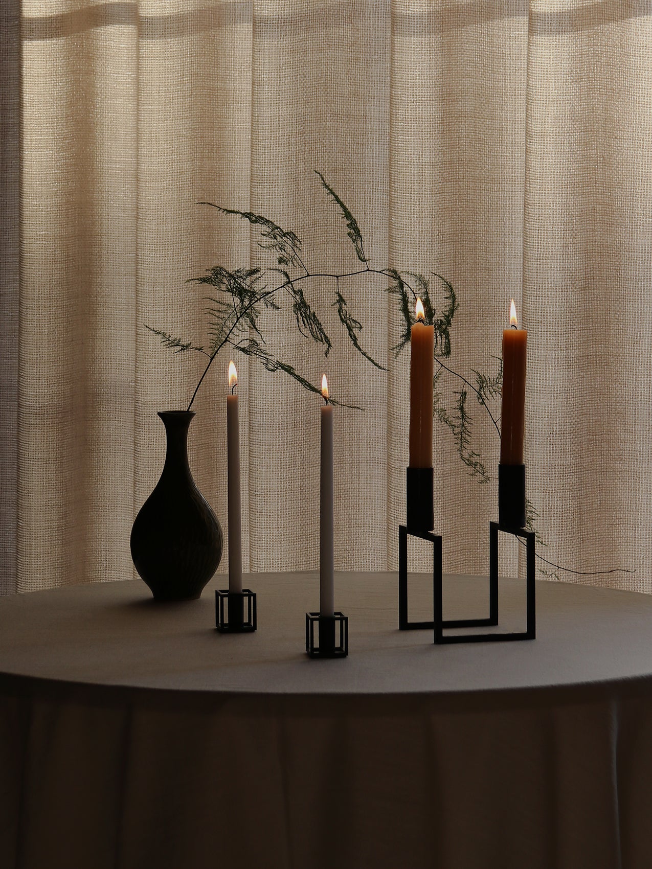 Line Candle Holder