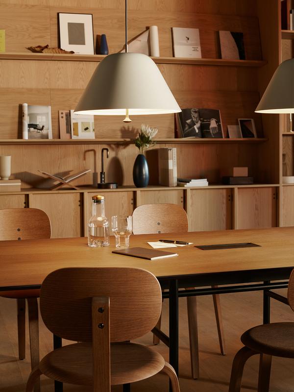 Snaregade Conference Table