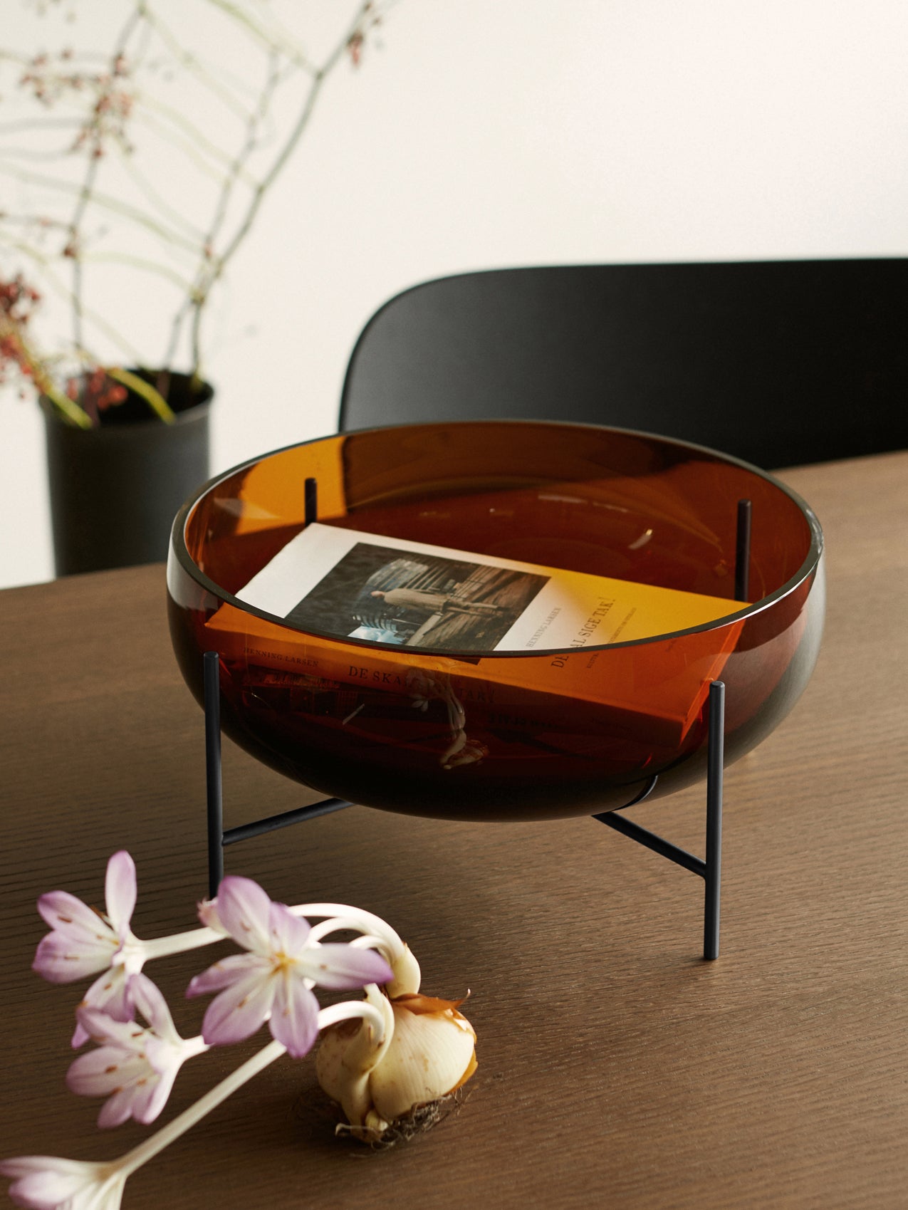 http://us.audocph.com/cdn/shop/products/MENU_Snaregade_Dining_Table_hasse_Bowl_Amber.jpg?v=1610737407
