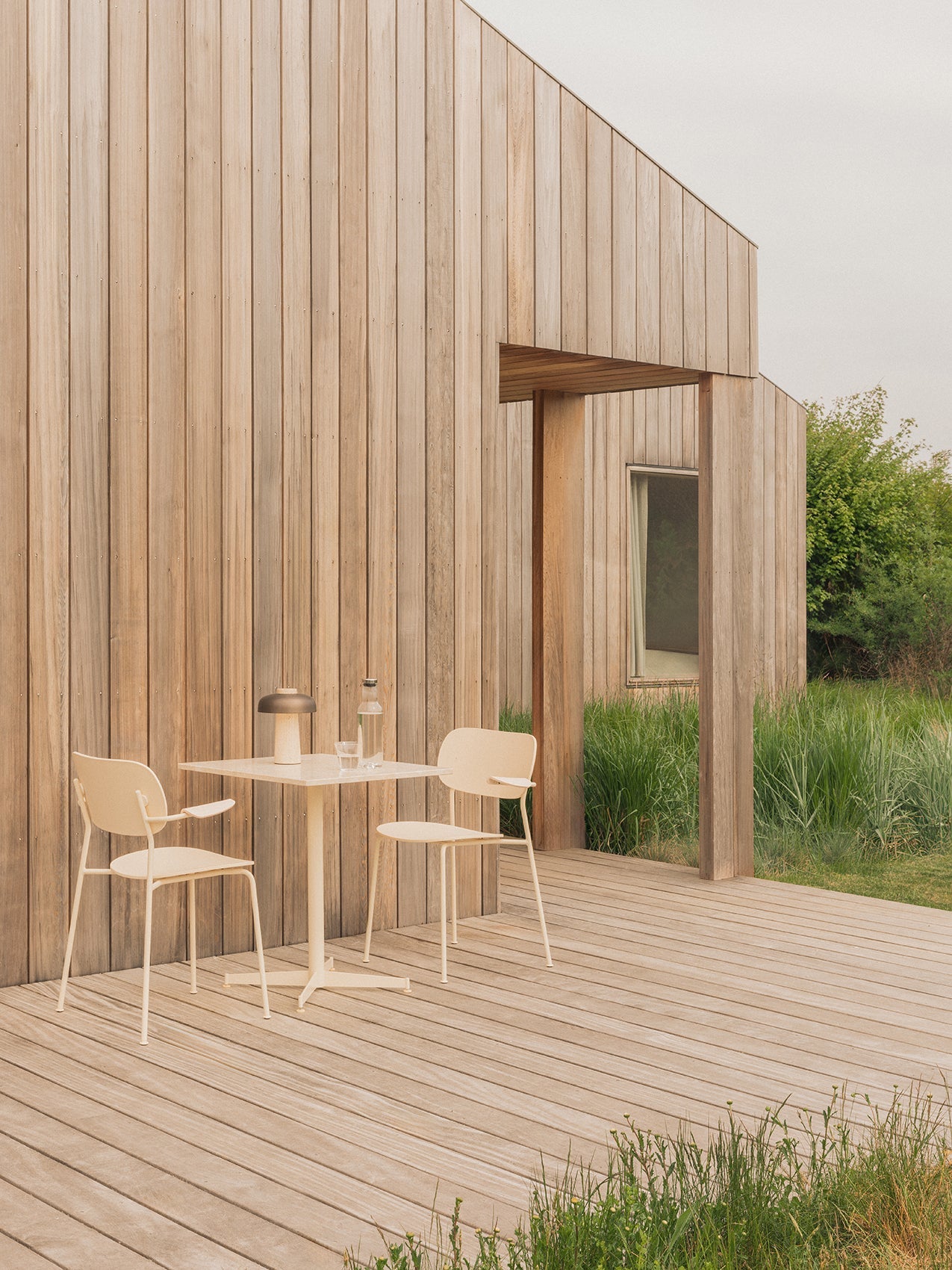 Nook Dining Table