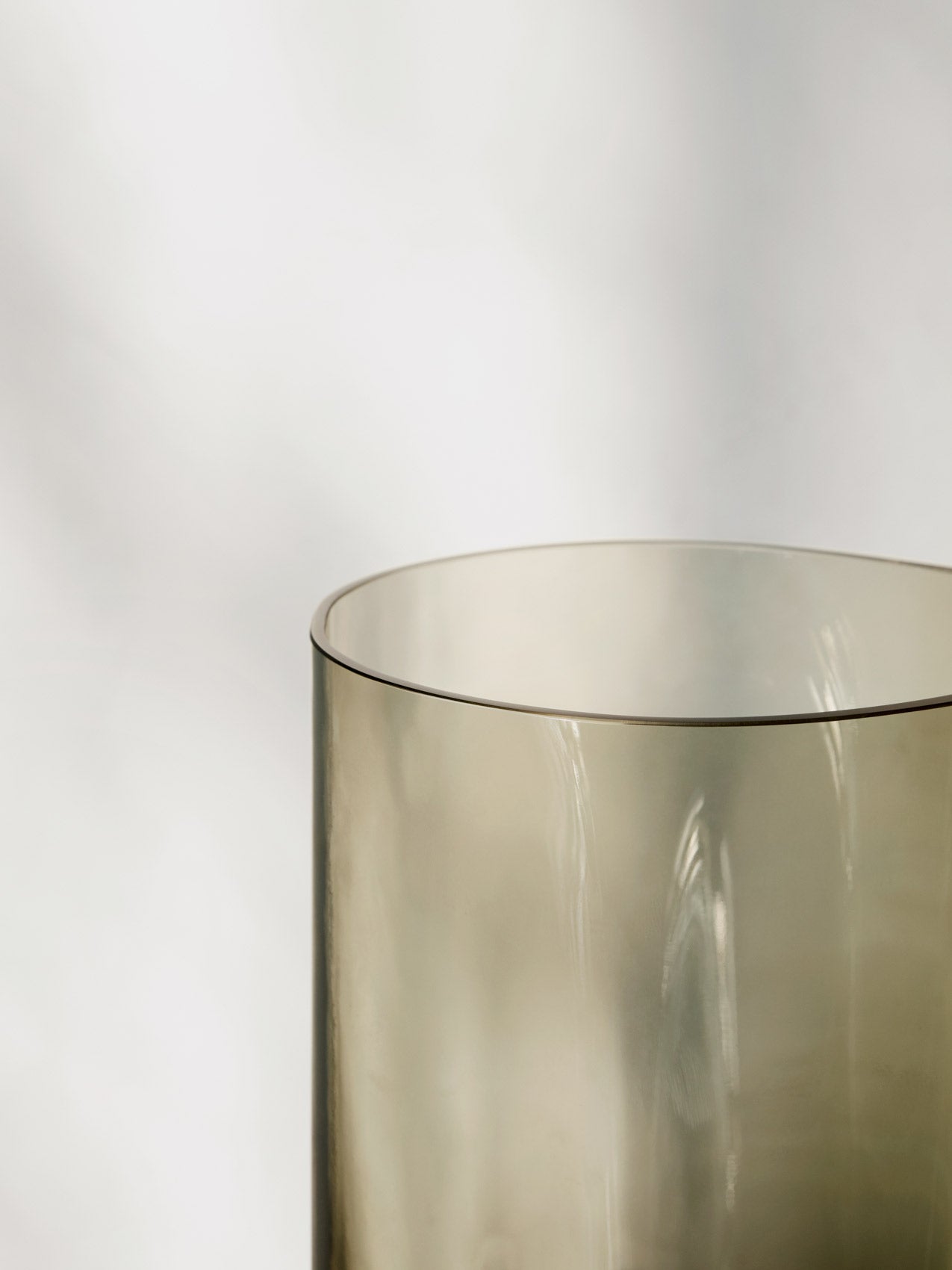 Aer Vase-Vase-Gabriel Tan-menu-minimalist-modern-danish-design-home-decor
