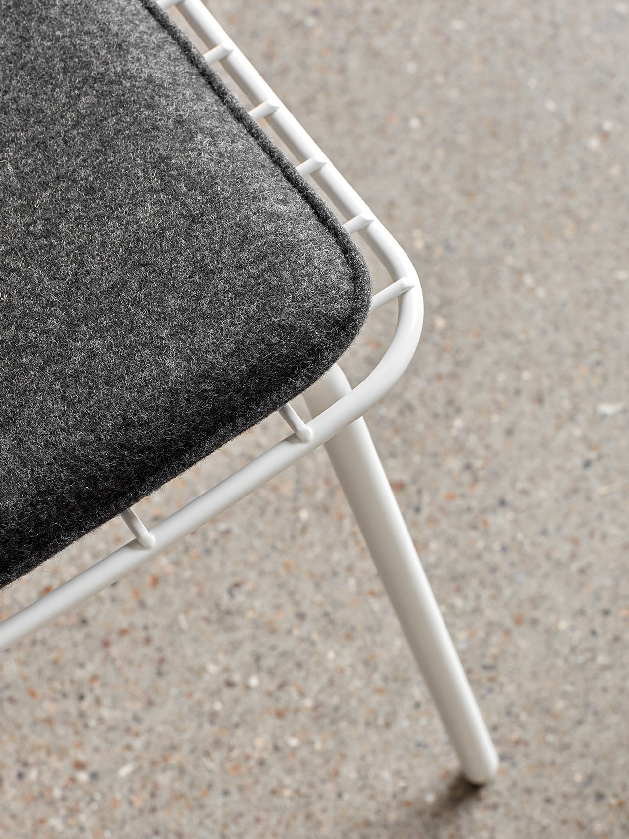 Grey string online chair